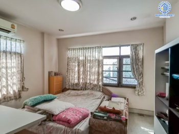 *****บ้านเดี่ยวมือสองย่านกรุงเทพฯ ม.บ้านสวนทองวิลล่า สรงประภา เนื้อที่กว้างขวางมากสุดถึง 63.1 ตร.ว. ฟังก์ชัน 3 ห้องนอน 3 ห้องน้ำ 2 ห้องน้ำ บ้านน่าอยู่ แถมฟรี! 6 เครื่องปรับอากาศ ทำเลดี ใกล้รถไฟฟ้าสายสีแดง "สถานีดอนเมือง" และทางด่วน ราคาถูกสุดในโครงการ!